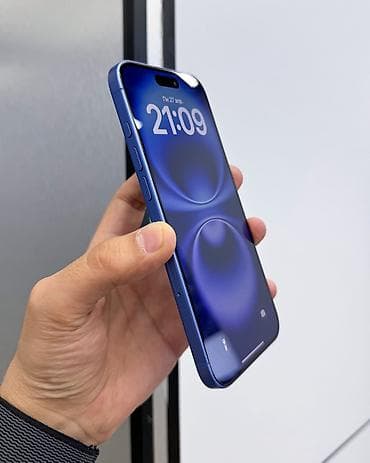 iphone hs: IPhone 16 Plus, Б/у, 128 ГБ, Синий, Защитное стекло, Чехол, В рассрочку, 91 % — 5