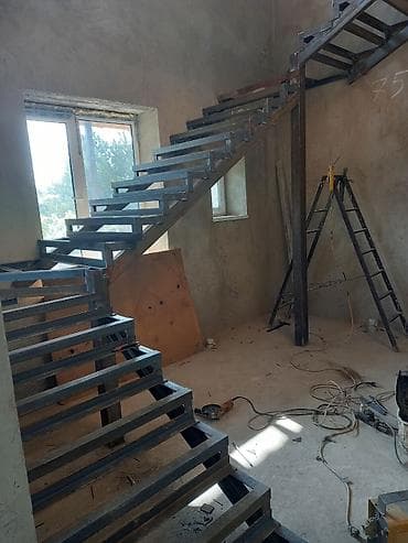 кон: Каркас лестницы на второй этаж и на подвал, гарантия — 4
