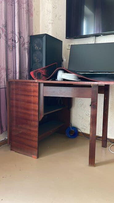 Столы для зала