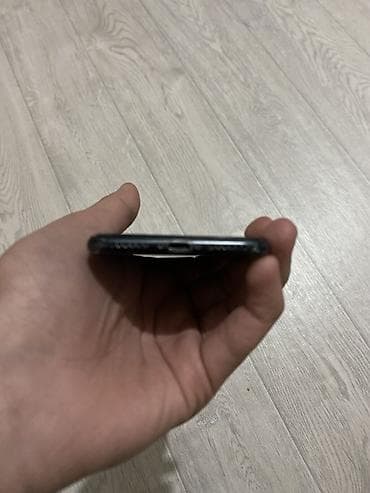 Apple iPhone: IPhone 7, Б/у, 128 ГБ, Черный, 100 % — 2