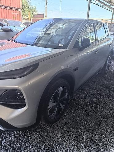 byd w6: Zeekr : 0.1 л | 2026 г. Кроссовер — 4