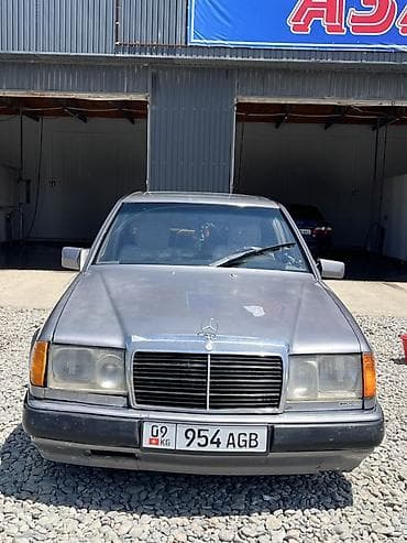 Mercedes-Benz W124: 1990 г., 2.3 л, Механика, Бензин, Седан at lalafo.kg Mercedes-Benz W124: 1990 г., 2.3 л, Механика, Бензин, Седан