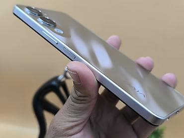 Техника и электроника: Vivo Y5s, Б/у, 128 ГБ, цвет - Золотой, 2 SIM — 3