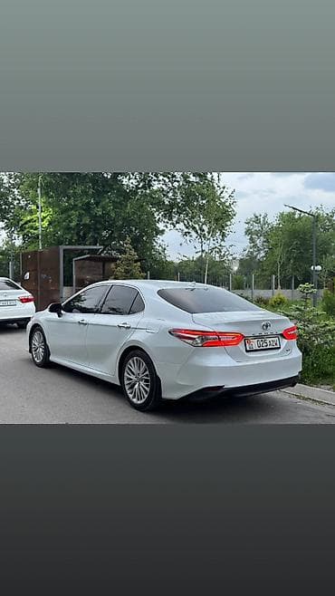 дт 70: Toyota Camry: 2019 г., 2.5 л, Типтроник, Бензин, Седан — 2