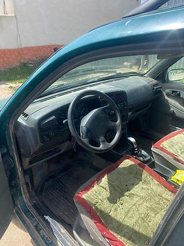 мото тур эндуро: Volkswagen Passat Variant: 1994 г., 2 л, Механика, Бензин, Универсал — 3