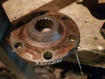 стенд для чистки дизельных форсунок: Isuzu Bighorn флянец, Исузу Бигхорн Флянец на Переднюю ступицу на — 1