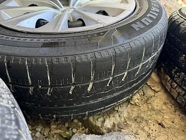 Комплект штампов из 4 колес Toyota на литых дисках. - Диски — 2