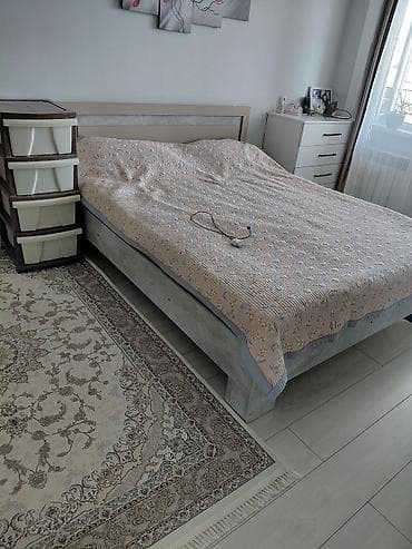sofa bed: Двуспальная кровать с изголовьем в современном стиле. - Размер — 1