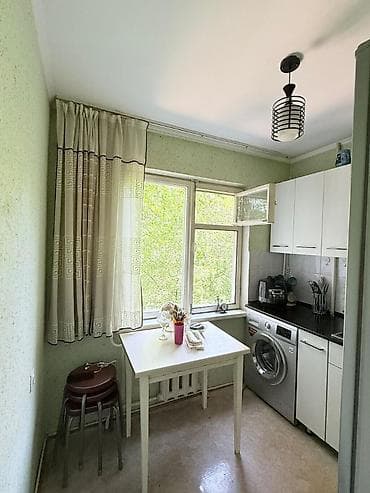3 комнаты, 60 м², 104 серия, 3 этаж