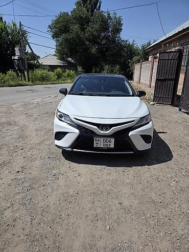 yaris фара: Toyota Camry: 2020 г., 2.5 л, Автомат, Бензин, Седан — 1