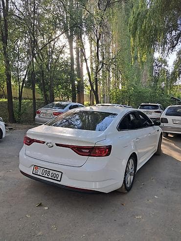 honda corolla: Renault SM6: 2018 г., 2 л, Газ, Седан — 5