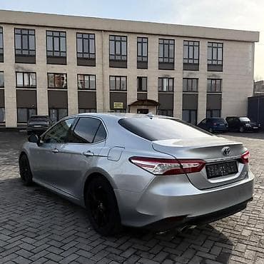 camry 5: Toyota Camry: 2019 г., 2.5 л, Вариатор, Гибрид, Седан — 5