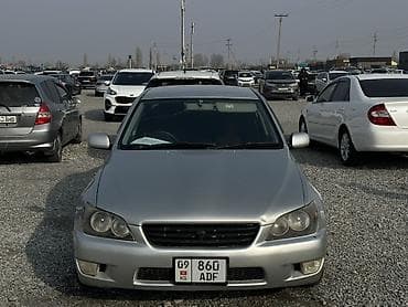 Toyota Altezza: 1999 г., 2 л, Автомат, Бензин, Седан at lalafo.kg Toyota Altezza: 1999 г., 2 л, Автомат, Бензин, Седан