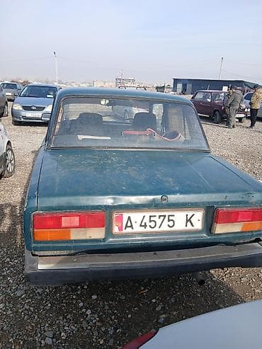 Транспорт: ВАЗ (ЛАДА) 2105: 2000 г., Механика, Седан — 2