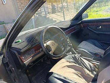 Транспорт: Audi 100: 1988 г., Механика — 2