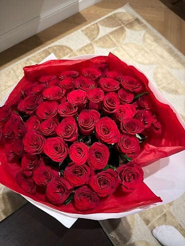 букеты цветы: Продаю букет красных роз 🌹подарили вчера — 1