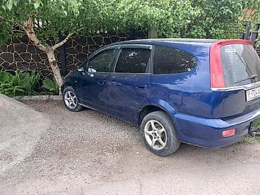 step 2: Honda Stream: 2002 г., 1.7 л, Ручные, Бензин, Минивэн — 8