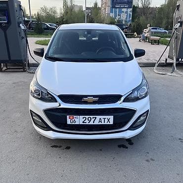 Chevrolet Spark: 2019 г., 1 л, Вариатор, Бензин, Хэтчбэк