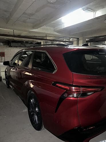 прадаю экскаватор: Toyota Sienna: 2022 г., Автомат, Гибрид, Минивэн — 3