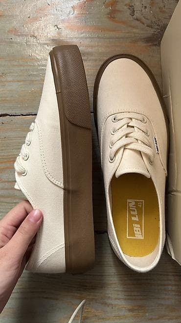 Эркектердин кроссовкасы, 43, Жаңы, түсү - Ак, Өзү алып кетүү, Акылуу жеткирүү — 3