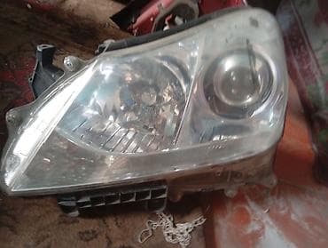led lights: Комплект передних фар Toyota 2010 г., Б/у, Оригинал, Япония — 4