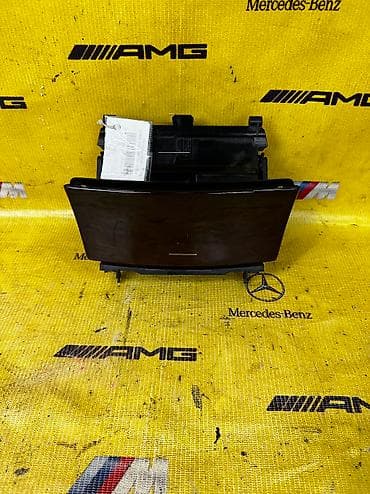 Пепельница Mercedes w-203 дерево