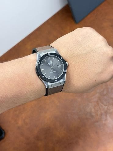 Классические часы часы, Hublot, Швейцария, Водонепроницаемые, Мужские, Б/у