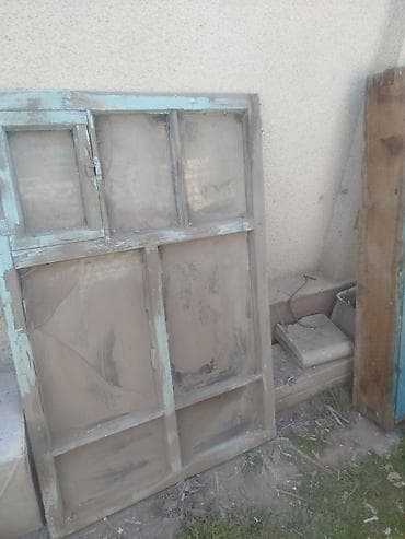 рамки для окон: Деревянные оконные рамы со стеклом Описание: - Комплект старых — 5