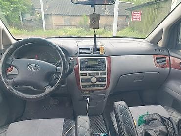 2 2дизель: Toyota Avensis Verso: 2001 г., 2 л, Автомат, Газ, Минивэн — 2