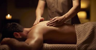 Массаж | Лечебный массаж | Остеохондроз, Защемление седалищного нерва, Холка на шее | С выездом на дом, Консультация