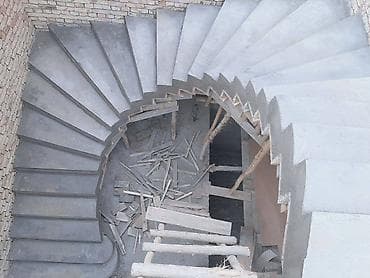 гибкий стекло: Бетонная лестница Для дома, Гарантия, Форма лестницы: Много-маршевая, Стиль: Лофт — 8