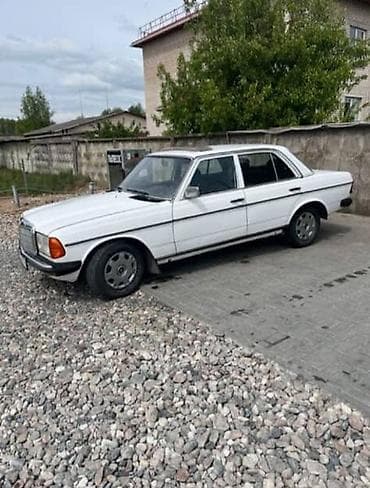 Mercedes-Benz W123: 1982 г., Автомат — 4