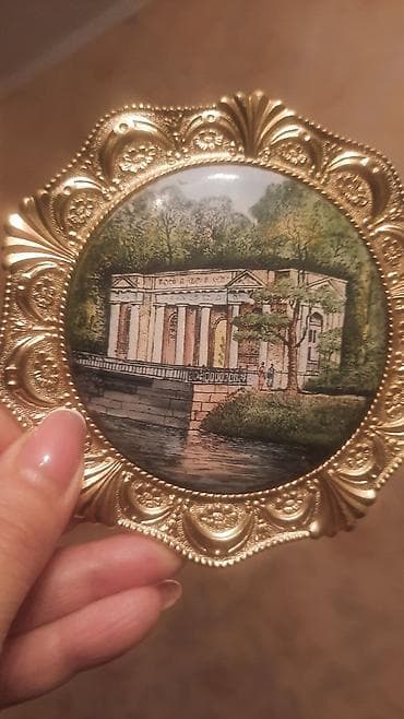 Другой декор и предметы интерьера: Набор декоративных настенных тарелок с видами классических парков и — 6