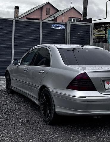 капот на мерседес: Mercedes-Benz C-Class: 2005 г., 1.8 л, Автомат, Бензин, Седан — 7