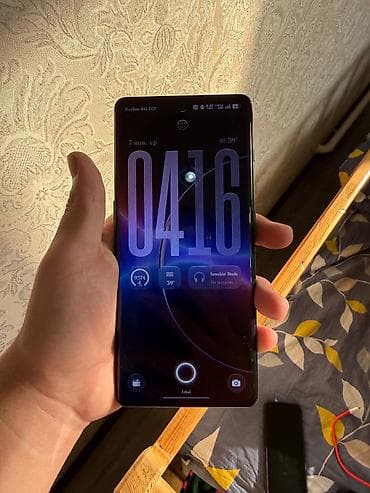 poco ош: OnePlus 11, Б/у, 256 ГБ, цвет - Черный, 2 SIM — 3