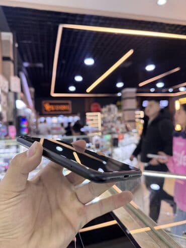 продать наушники airpods: IPhone Xr, 256 ГБ, Jet Black, 92 % — 5