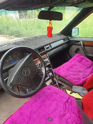 mers 212: Mercedes-Benz E-Class: 1994 г., 2.2 л, Механика, Бензин, Седан — 6