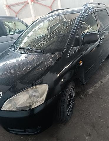 corolla s: Toyota Avensis: 2002 г., 2 л, Механика, Бензин, Минивэн — 5