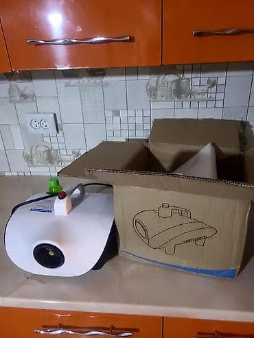 s 4 mini: Дым-машина (генератор тумана) компактного форм‑фактора, с ручкой для — 2