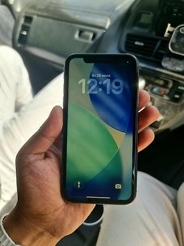 11 про 128: IPhone 11, Б/у, 128 ГБ, Черный, Кабель, 75 % — 2