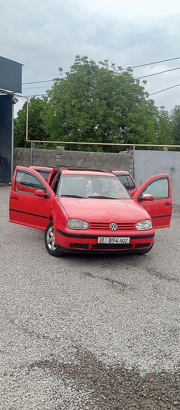 Volkswagen Golf: 1999 г., 1.6 л, Механика, Бензин, Хэтчбэк