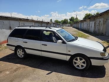 Volkswagen Passat Variant: 1996 г., 2 л, Механика, Бензин, Универсал