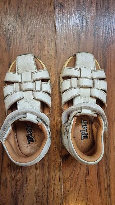 Продаю босоножки детские, 22 размер