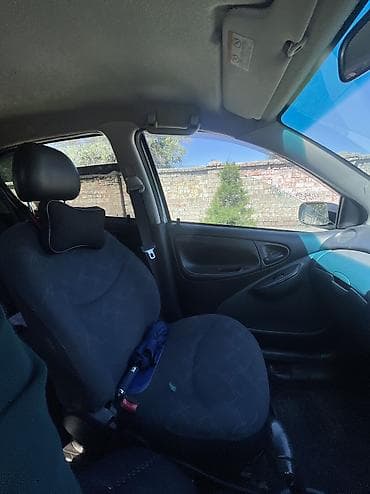 продаю тойота витс: Toyota Vitz: 2004 г., Автомат, Бензин — 2