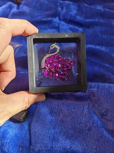 Билериктер: Набор стильных аксессуаров и одежды 1) Кардиган/кофта на пуговицах — 4