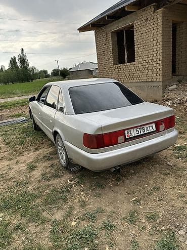 т 28 х4: Audi A6: 1995 г., 2.6 л, Кол менен иштөөчү, Бензин, Седан — 3