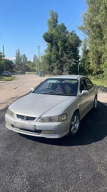 воздушный апарат: Honda Accord: 2000 г., 1.8 л, Автомат, Бензин, Седан — 1