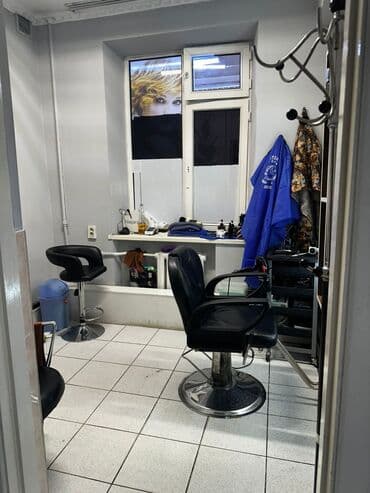парикмахерские оборудование: Сдаю Кабинет в салоне, 18 м², Для парикмахера — 6