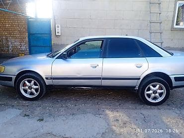 Audi 100: 1991 г., 2.3 л, Механика, Газ, Седан
