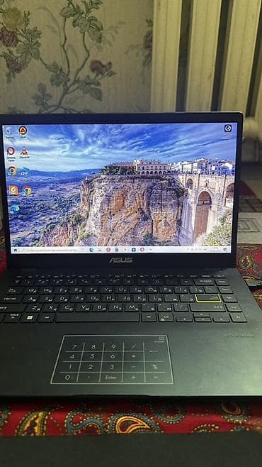 ssd 256: Ноутбук ASUS 14" Основные особенности: - Экран 14" с тонкими рамками — 1